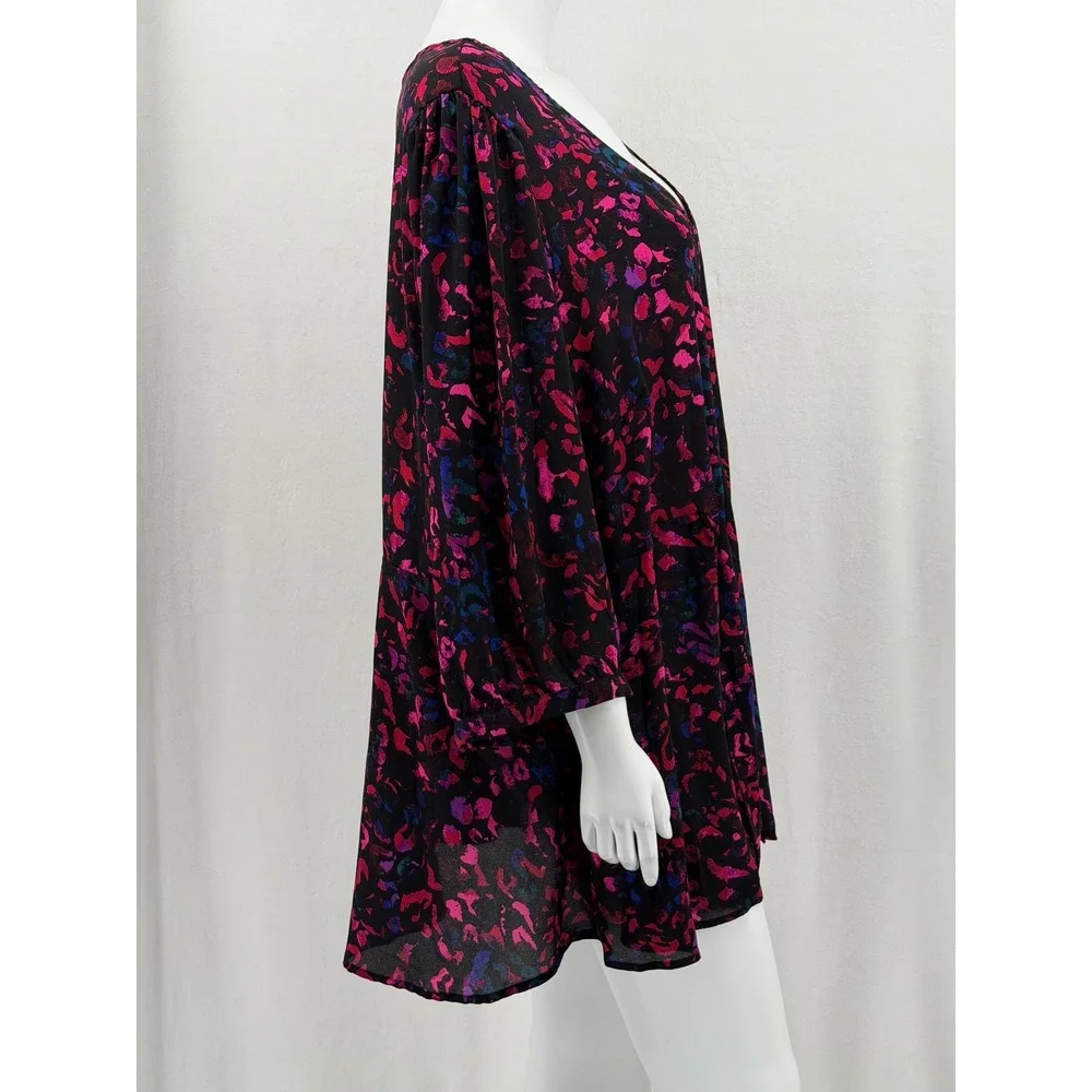 Torrid Top Womens 4X Pink Black Leopard V-Neck Sheer Abstract Artsy Romantic‎